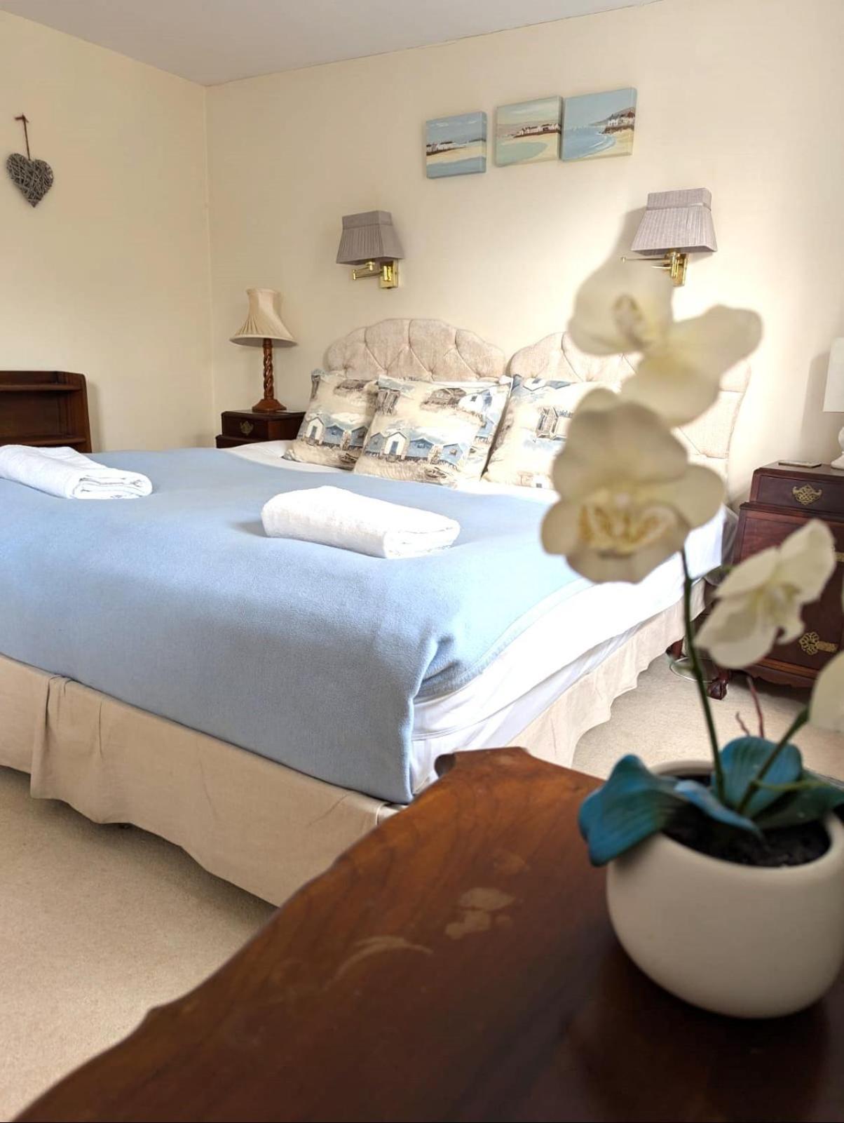 Georgian 2 Bedroom Apartment In Chichester With Free Parking - Chichester Holiday Properties Exteriör bild