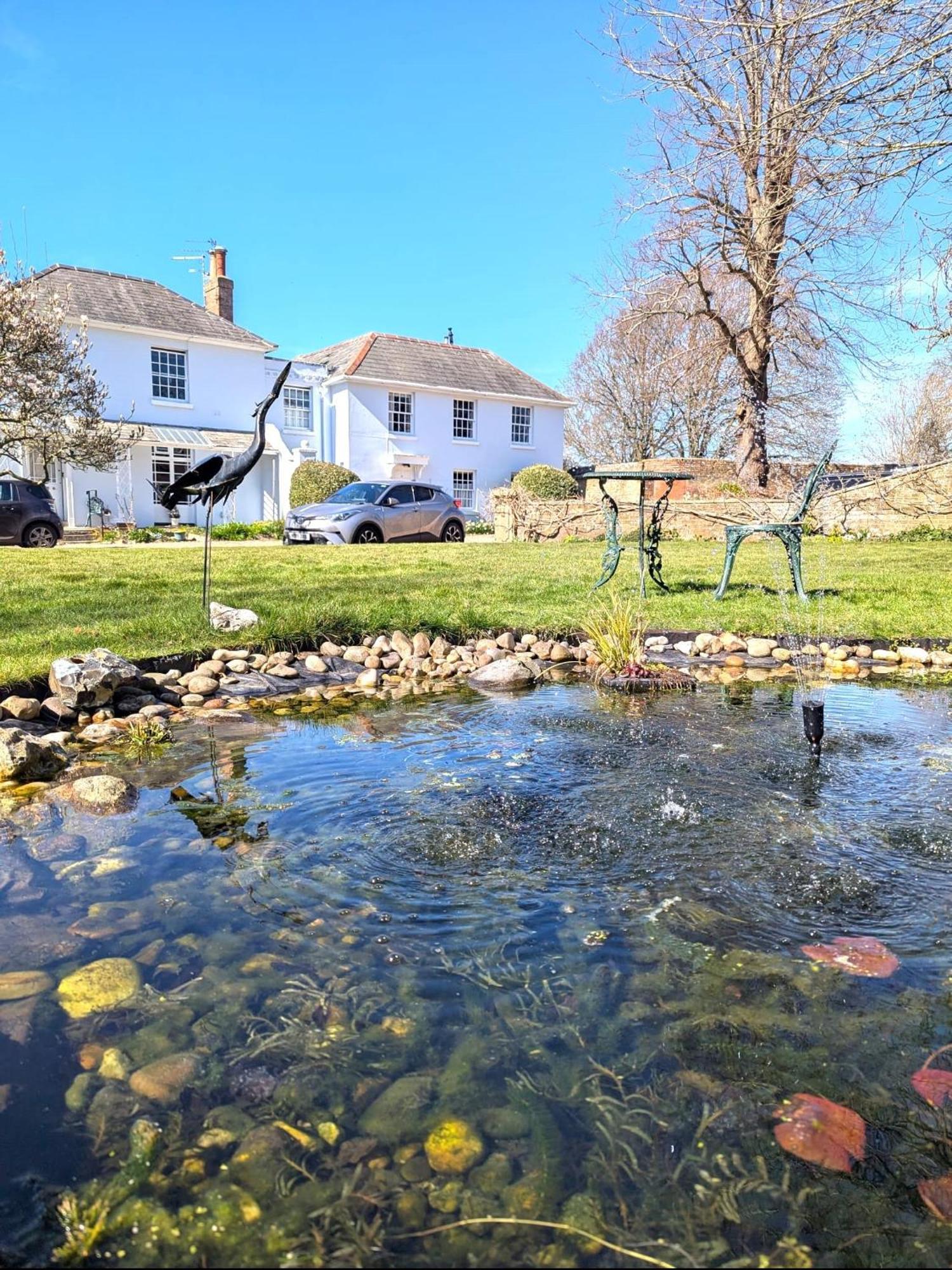 Georgian 2 Bedroom Apartment In Chichester With Free Parking - Chichester Holiday Properties Exteriör bild