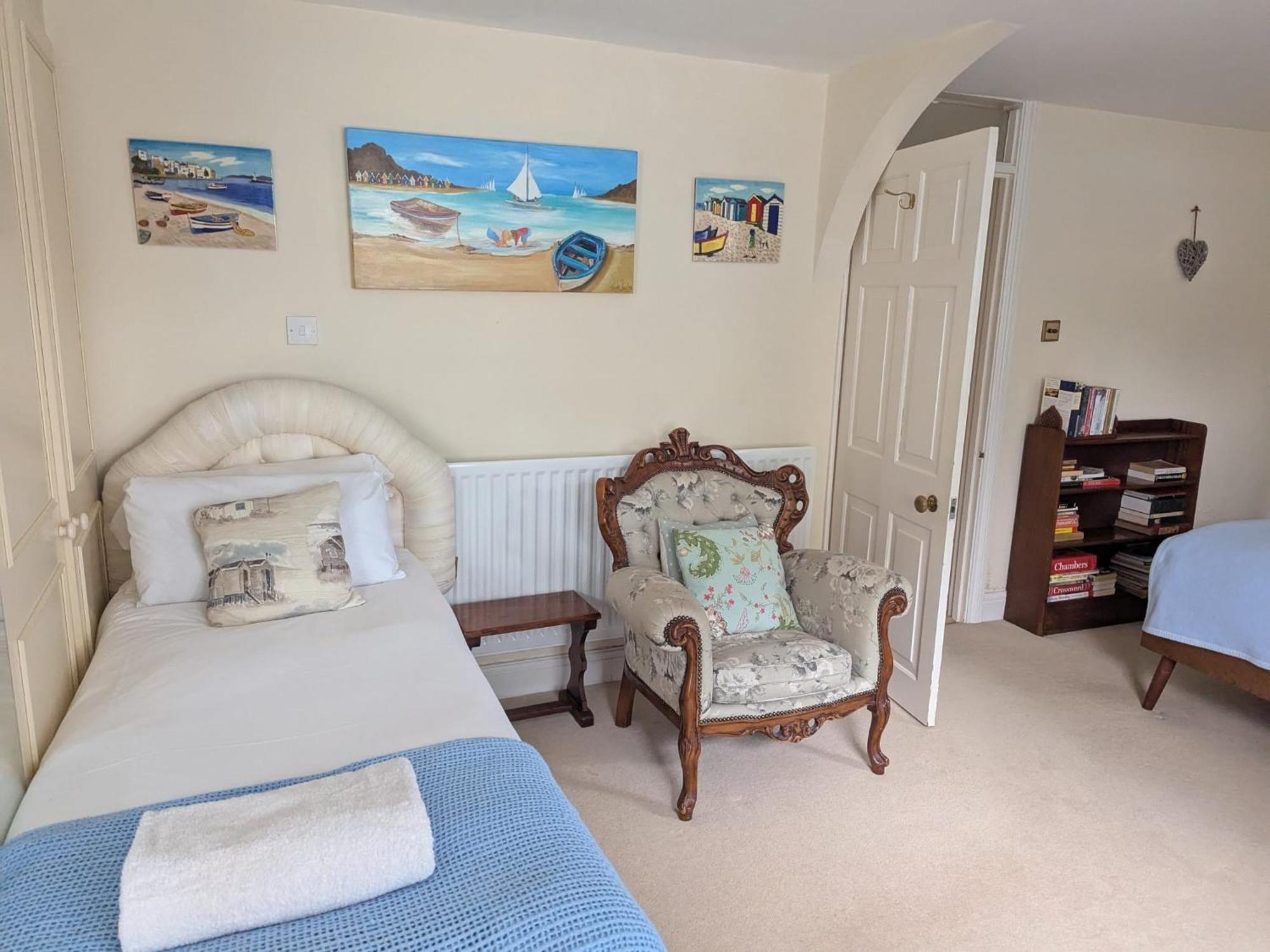 Georgian 2 Bedroom Apartment In Chichester With Free Parking - Chichester Holiday Properties Exteriör bild