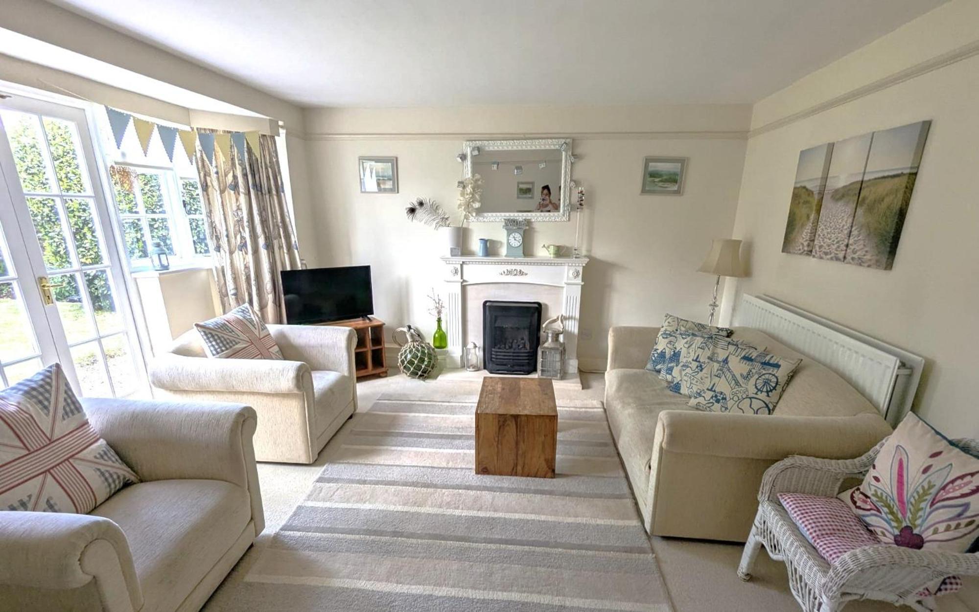 Georgian 2 Bedroom Apartment In Chichester With Free Parking - Chichester Holiday Properties Exteriör bild